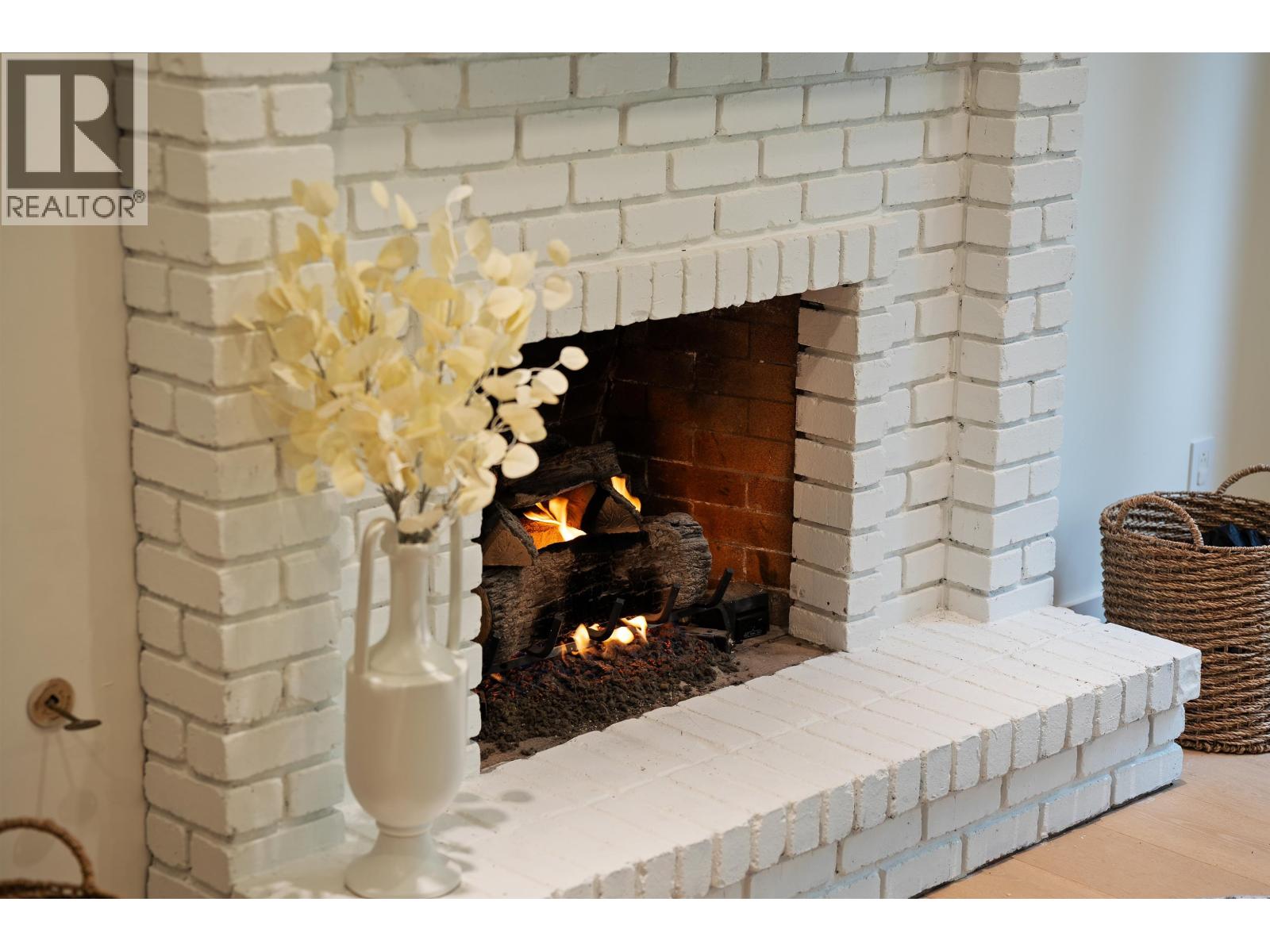 5155 ALDERFEILD PLACE, West Vancouver