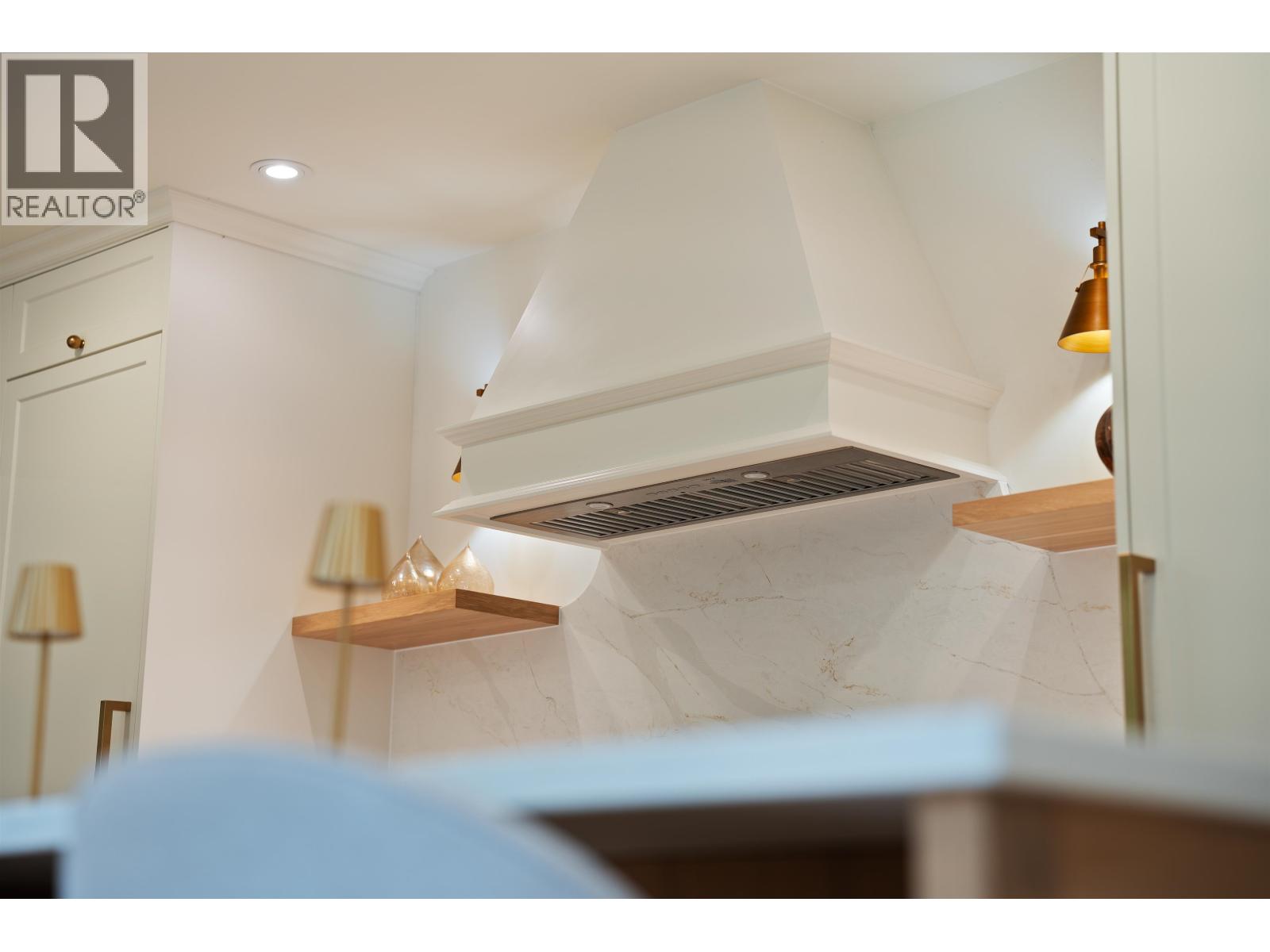 5155 ALDERFEILD PLACE, West Vancouver