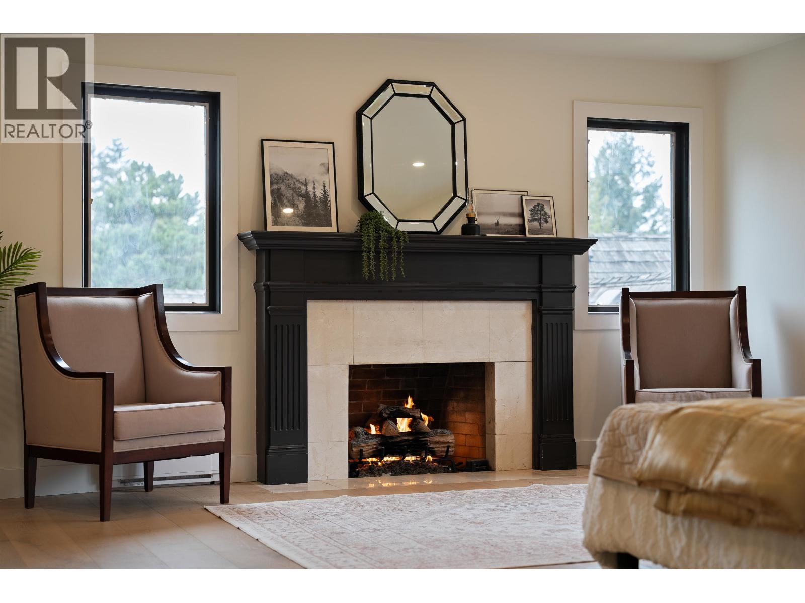 5155 ALDERFEILD PLACE, West Vancouver