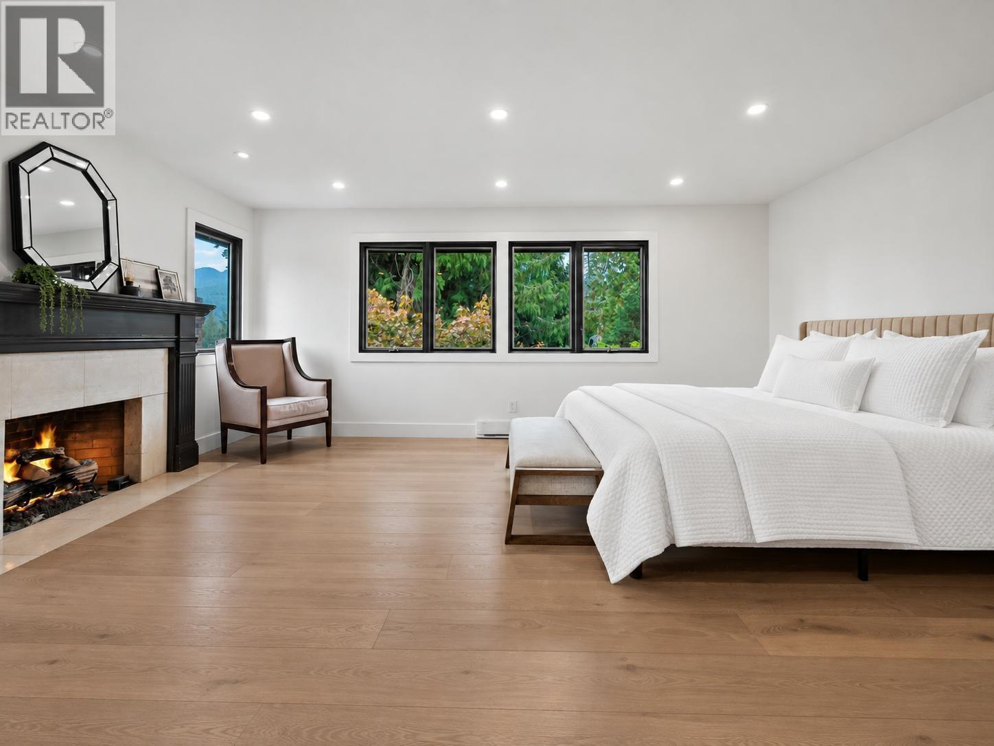 5155 ALDERFEILD PLACE, West Vancouver