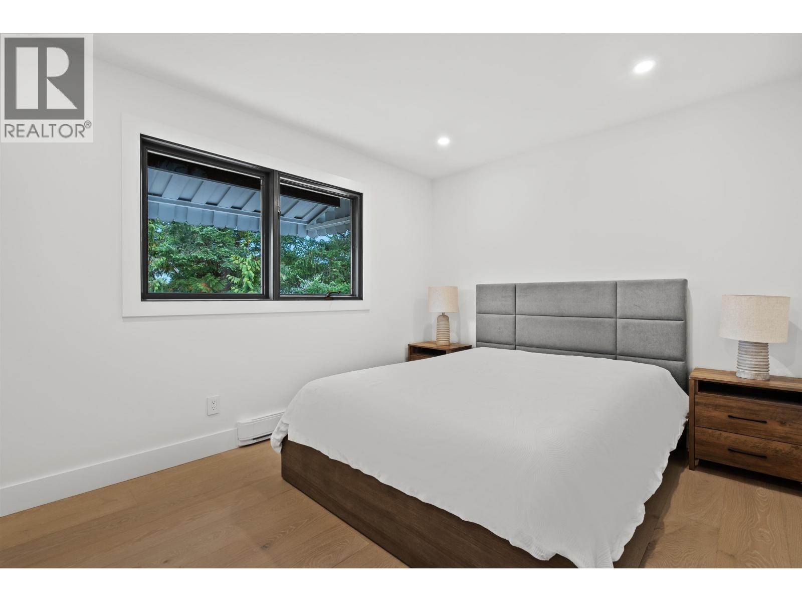 5155 ALDERFEILD PLACE, West Vancouver