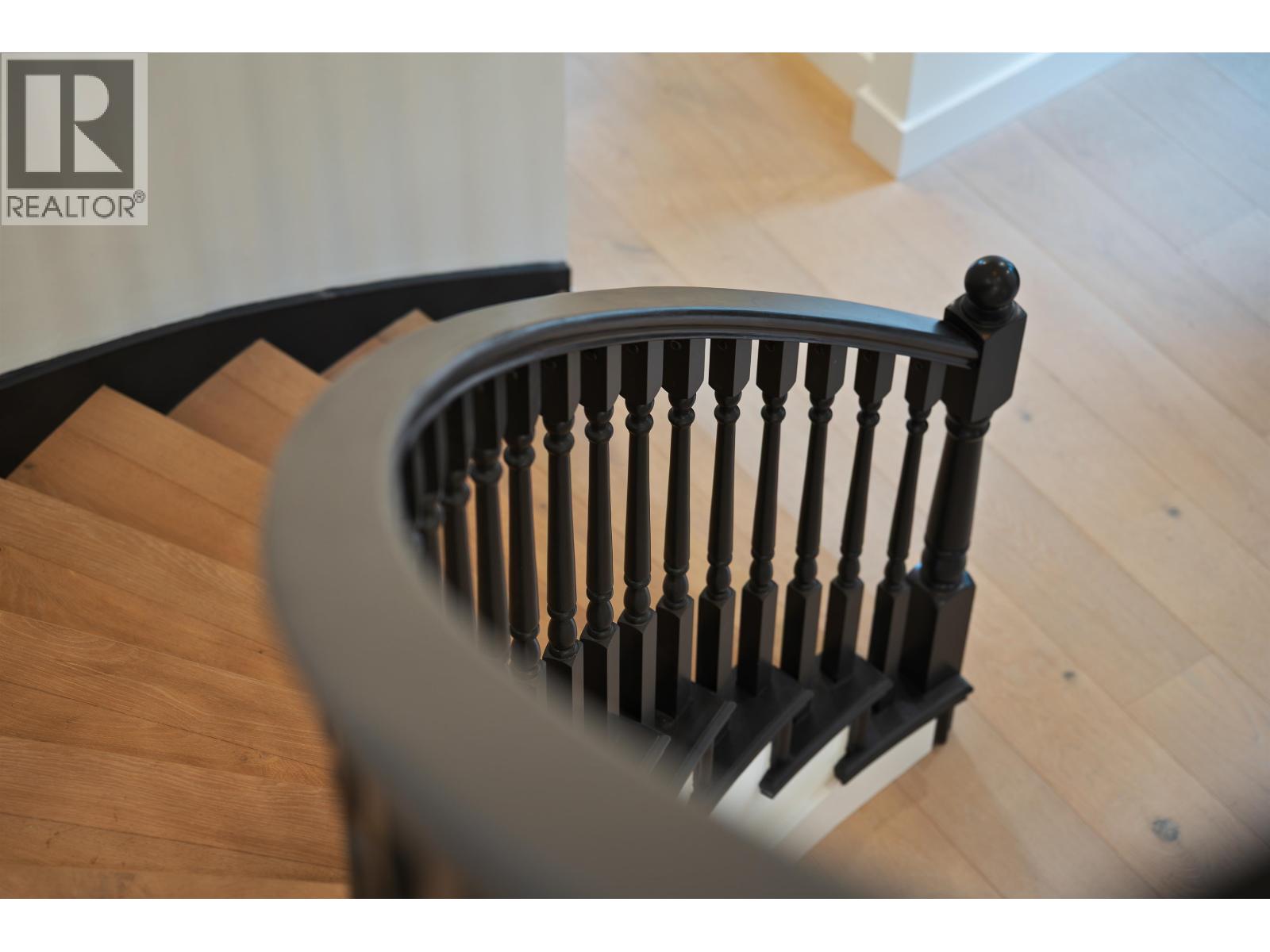 5155 ALDERFEILD PLACE, West Vancouver