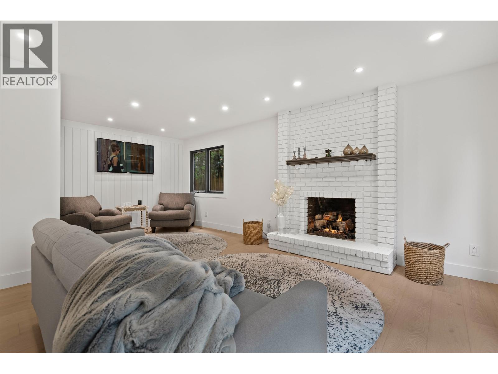 5155 ALDERFEILD PLACE, West Vancouver