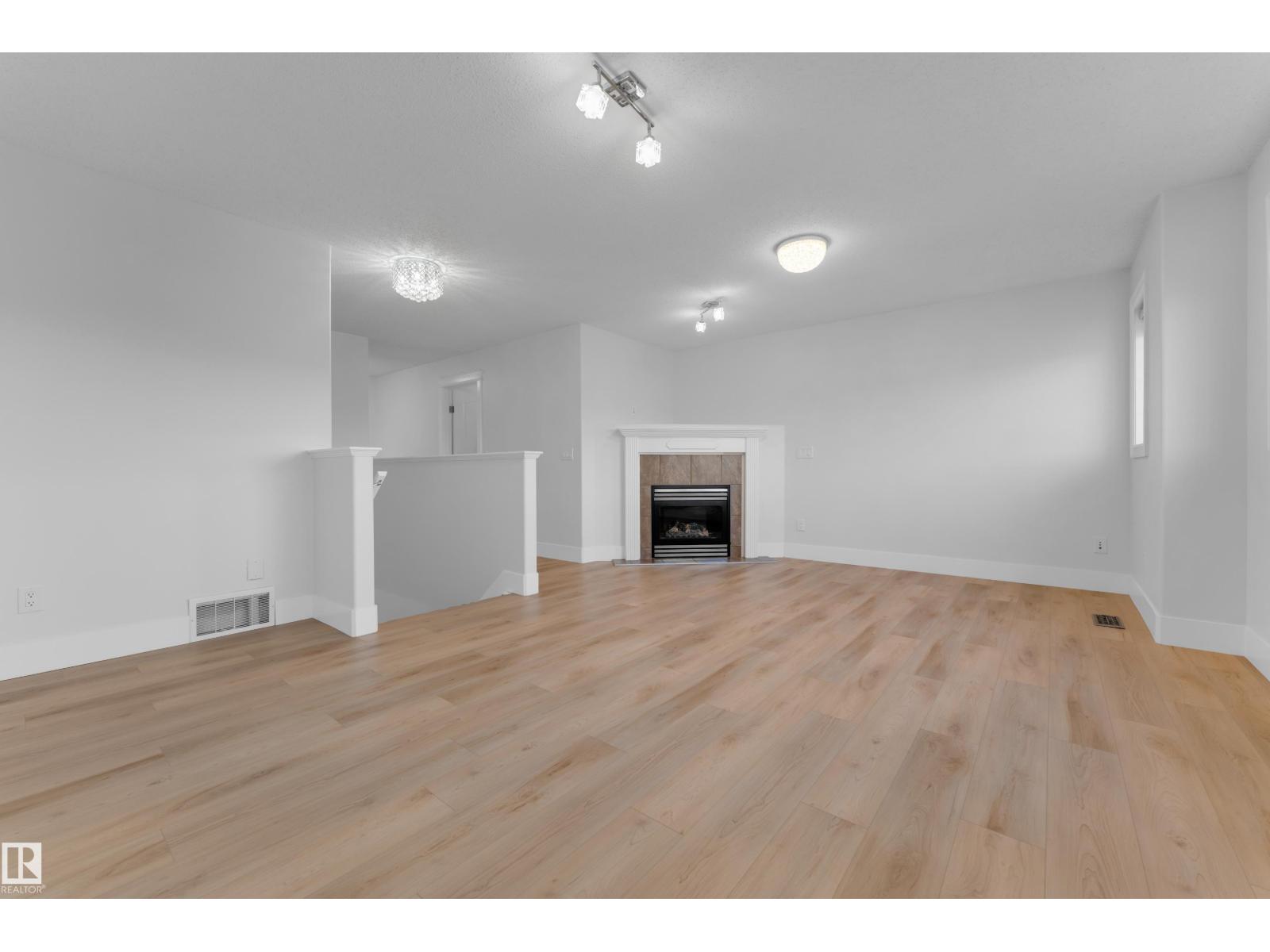 3003 25 AV NW - 20