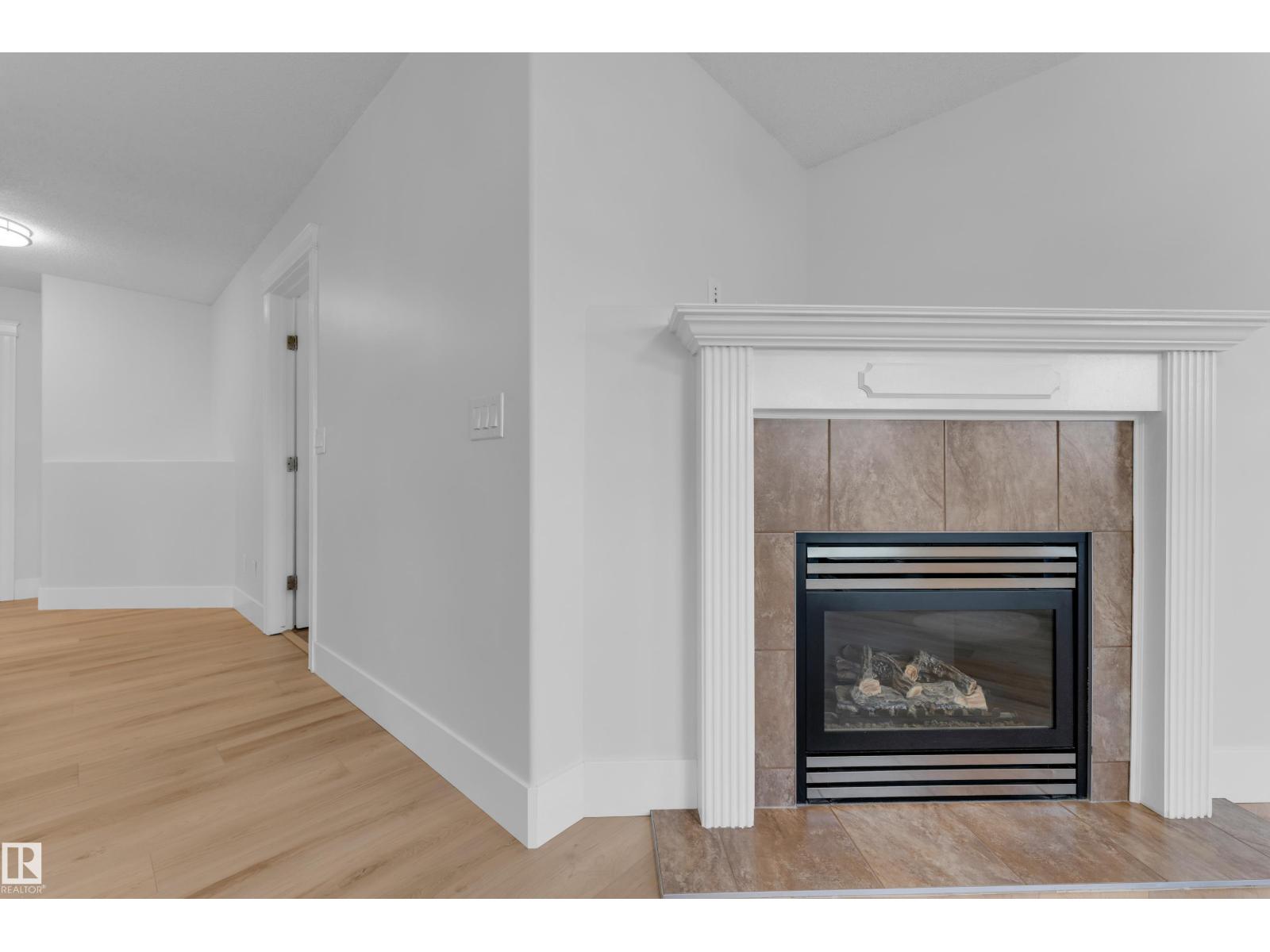 3003 25 AV NW - Image 22