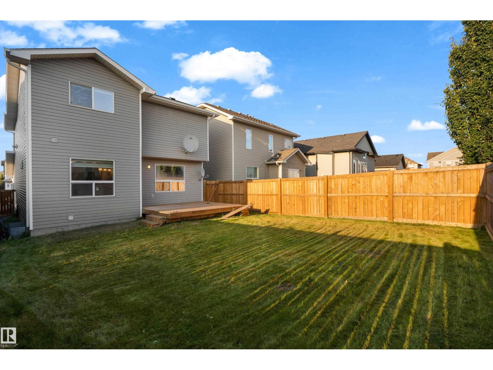 3003 25 AV NW - Image 36