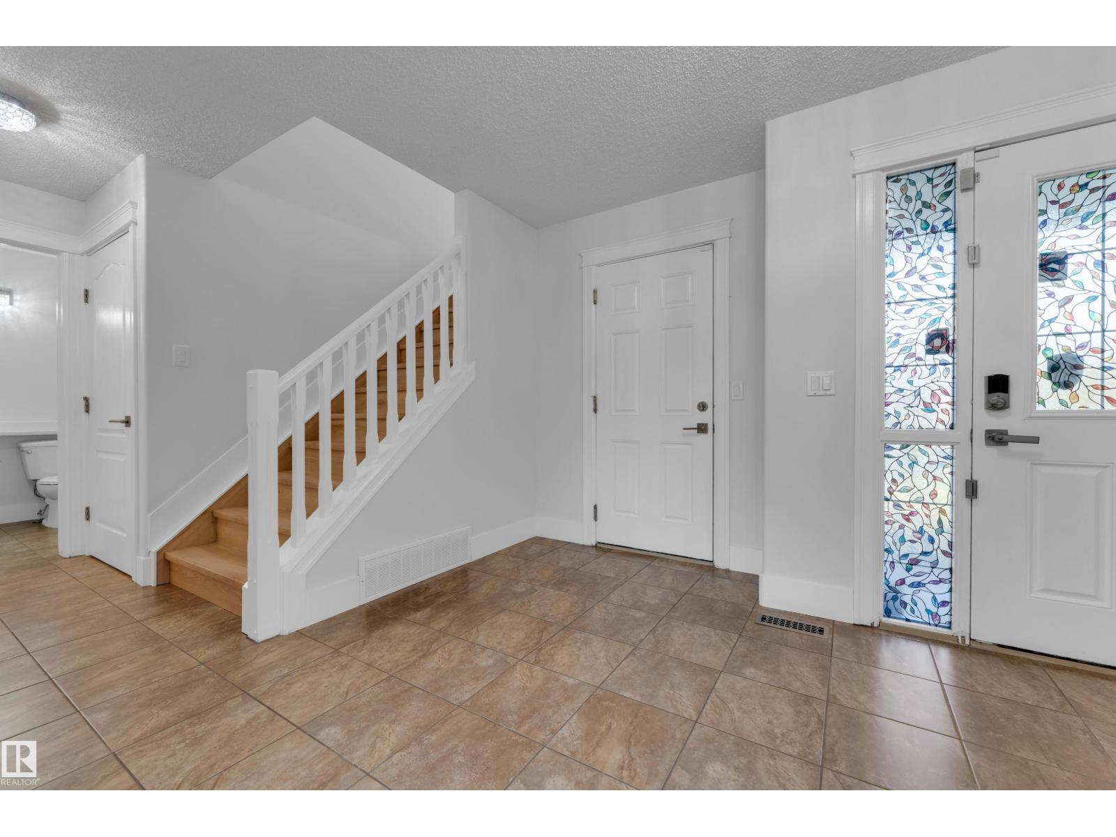 3003 25 AV NW, Edmonton — photo 6