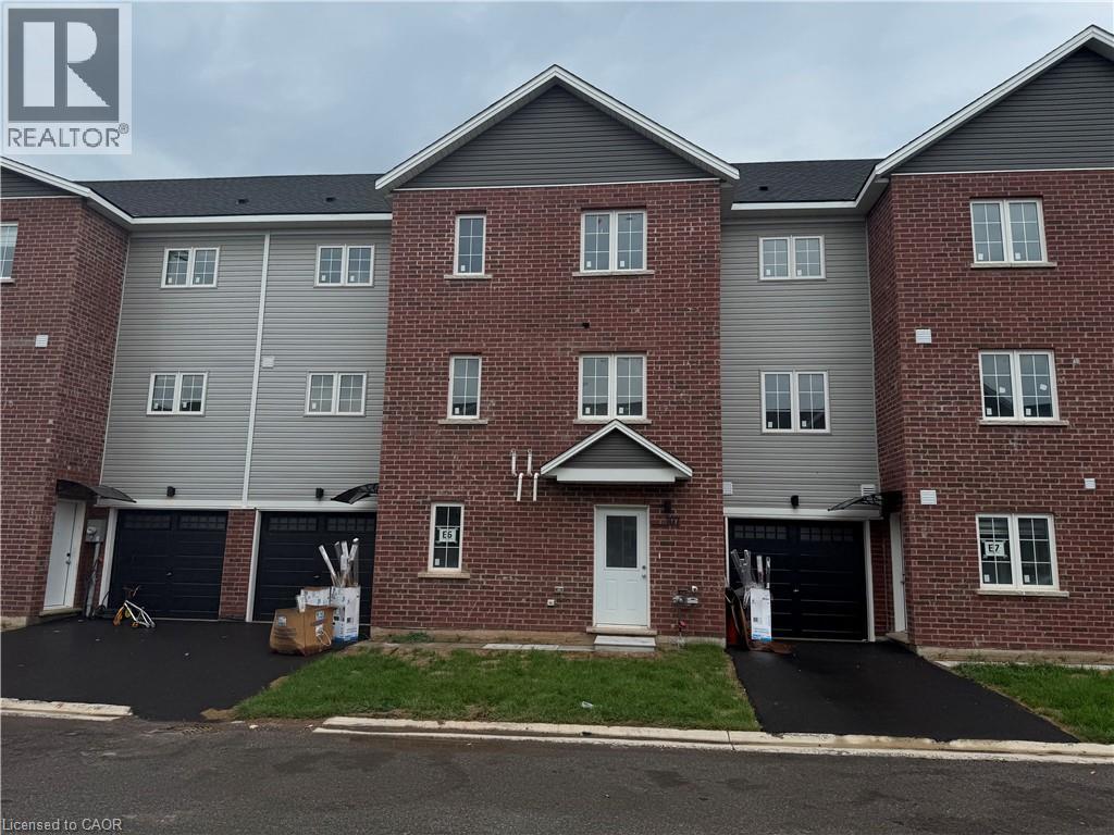 107 HIGHRIVER Trail Unit# (Main), Welland — photo 1