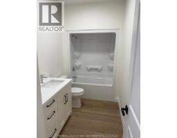69 Eagle Street Unit# Upper, Leamington, ON N8H0G4 Photo 15
