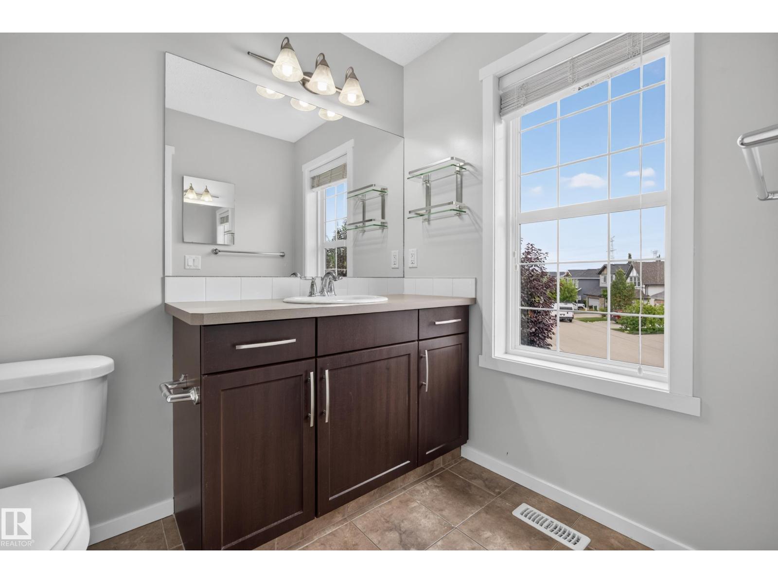 5241 2A AV SW - 34