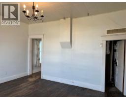 256 N 1 Street W, Magrath, AB T0K1J0 Photo 18