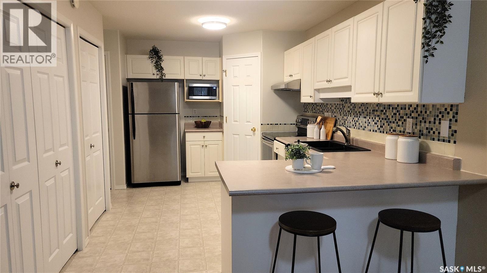 #104A 141 105th STREET W - 6