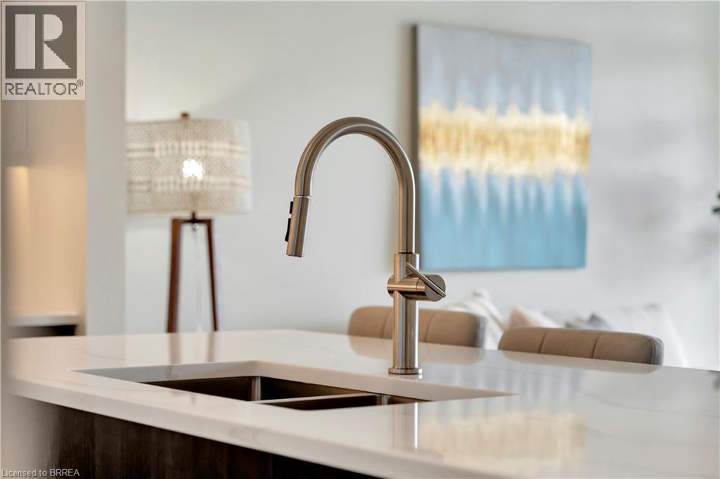 7 GRAND RIVER Street N Unit# 203, Paris — photo 9