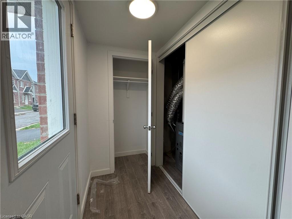 99 HIGHRIVER Trail Unit# (Main), Welland — photo 3