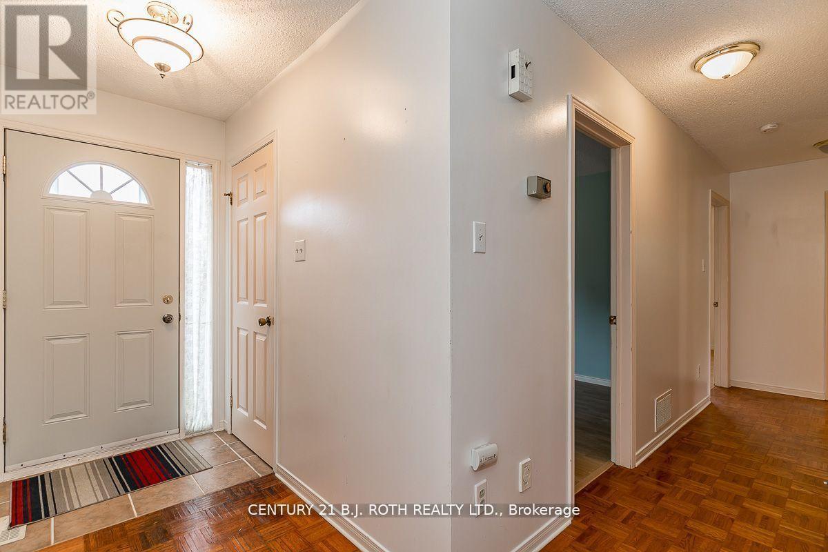 11 CARTWRIGHT DRIVE, Barrie (Cundles East) — photo 2
