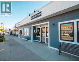 19 Broadway  N, Raymond, AB T0K2S0 Photo 16