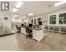 19 Broadway  N, Raymond, AB T0K2S0 Photo 34