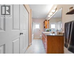10 Railway Avenue N, Rosalind, AB T0B3Y0 Photo 18
