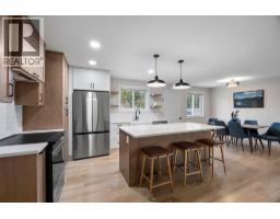 Primary Bedroom - 439 Oriole Way, Barriere, BC V0E1E0 Photo 6