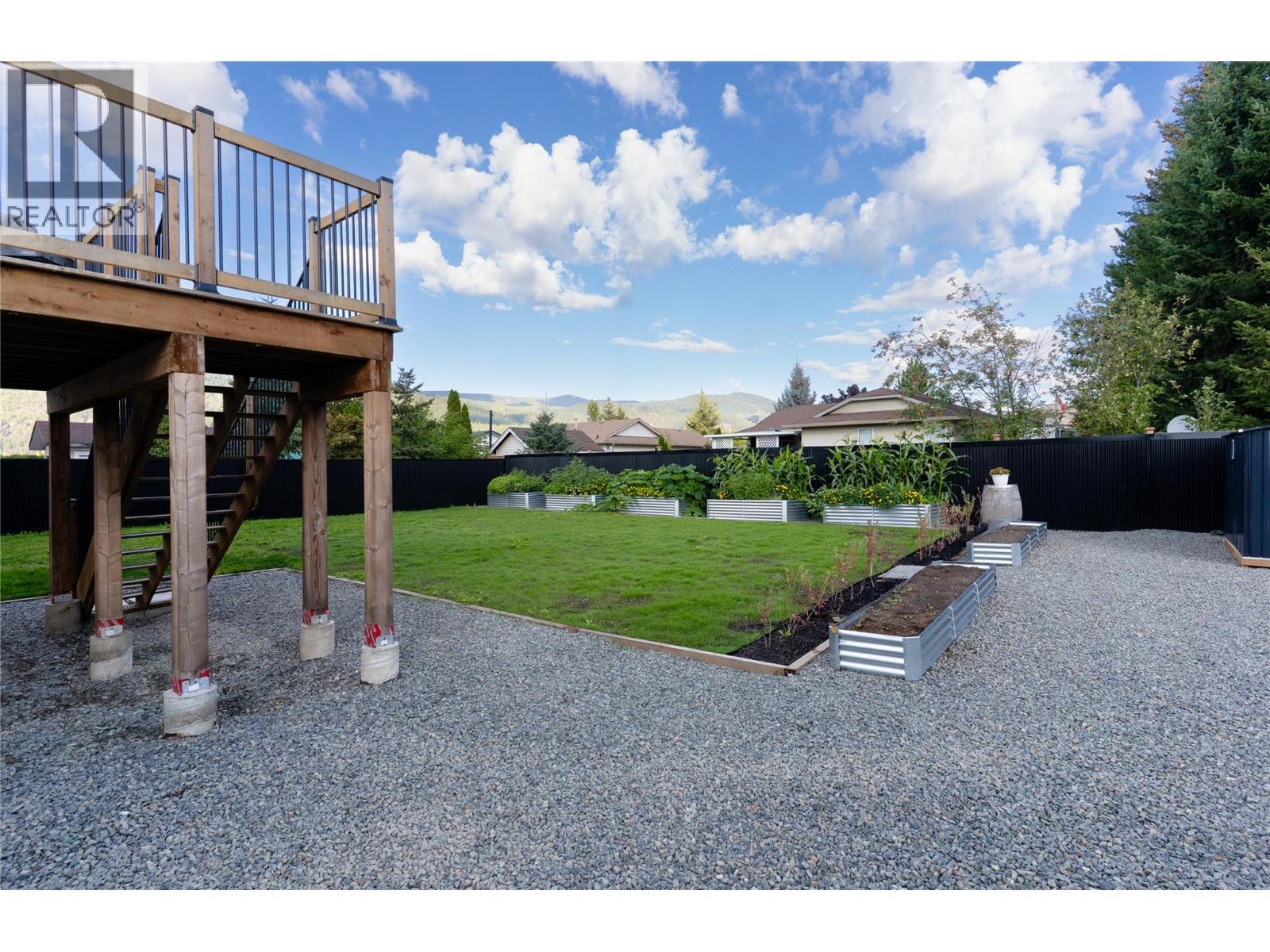 439 ORIOLE Way - 31