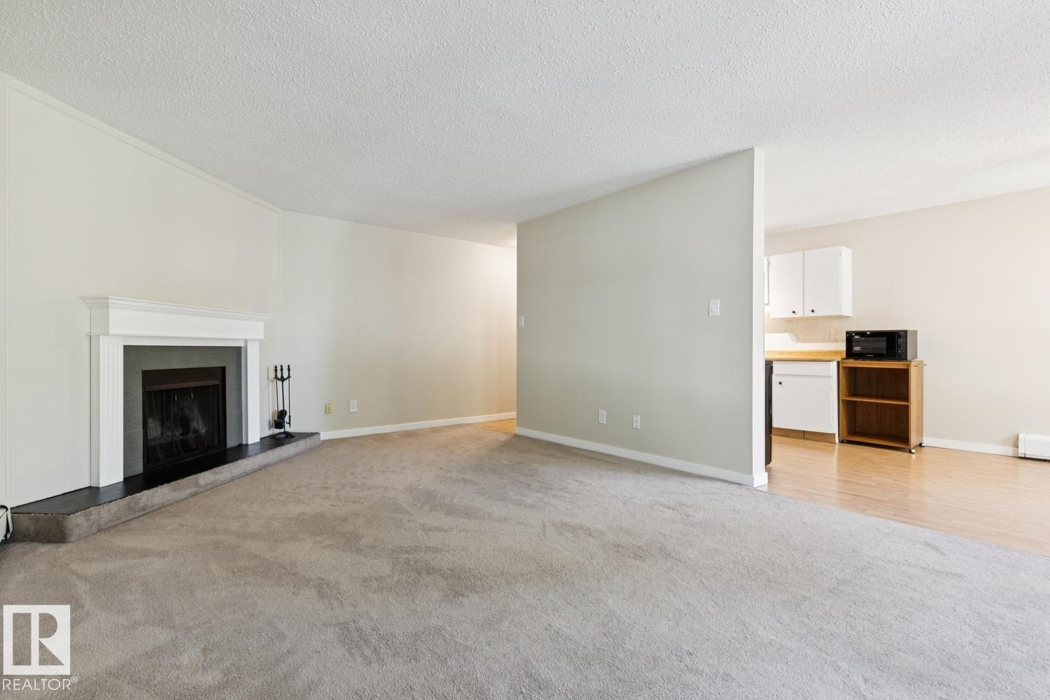 #305 10829 117 ST NW - 8