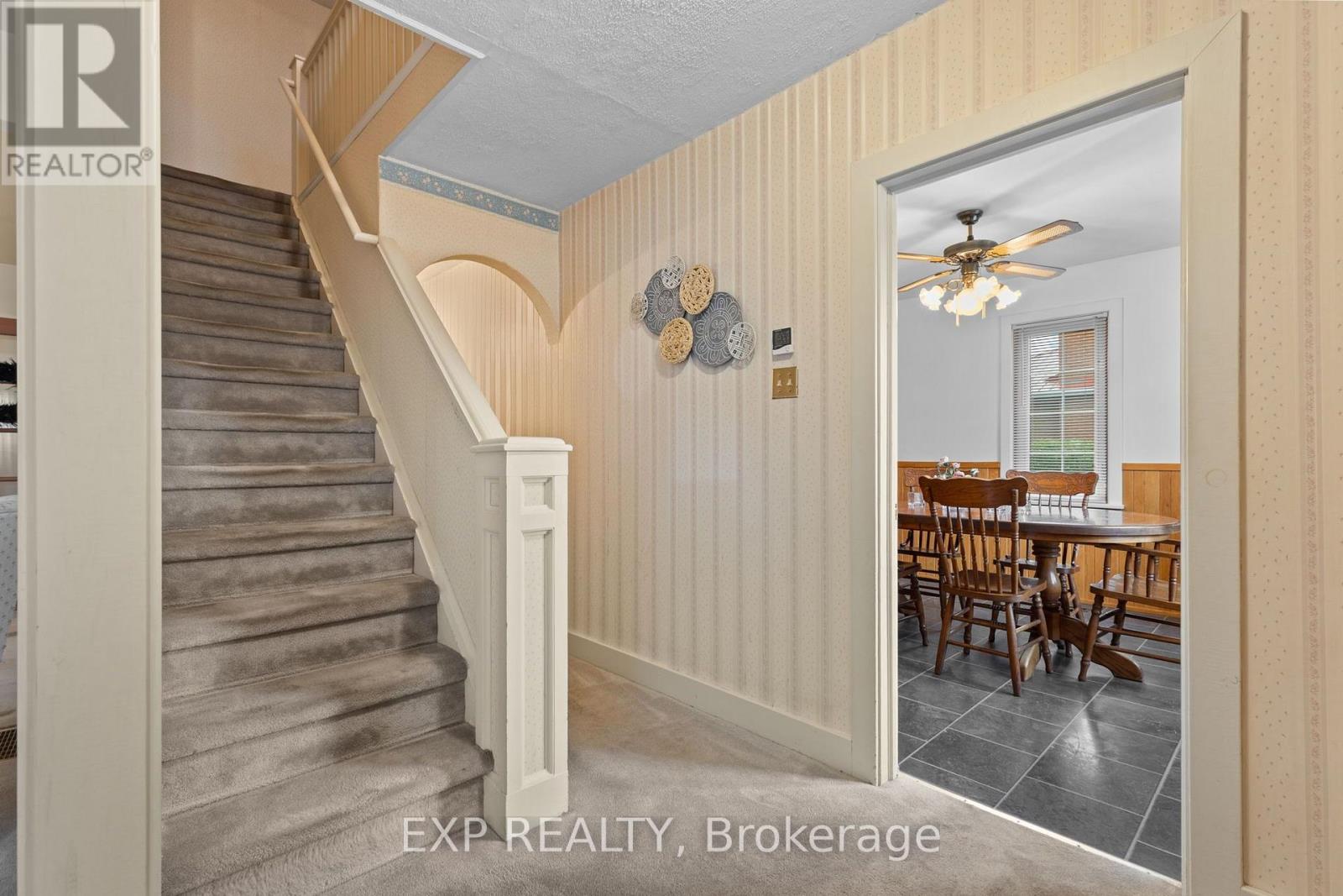 228 BRUCE STREET - 7