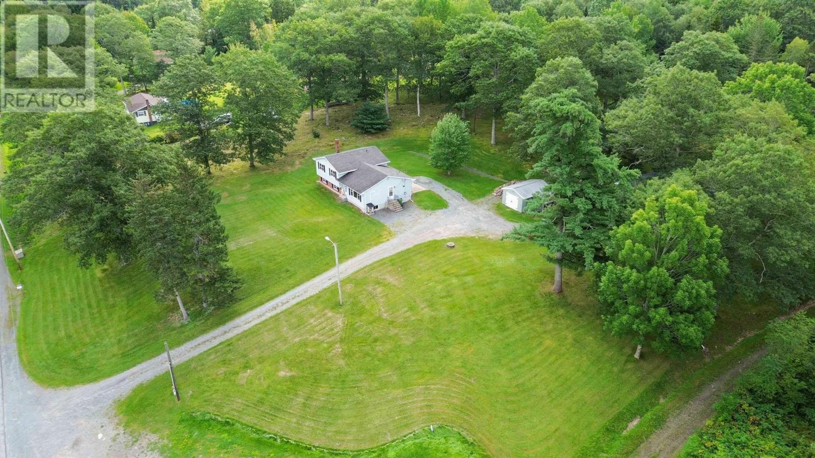 202 Windsor Back Road, Martock — photo 3