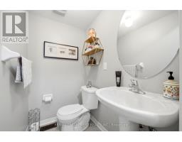 73 Ted Wray Circle, Toronto, ON M3L0G7 Photo 18