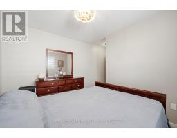73 Ted Wray Circle, Toronto, ON M3L0G7 Photo 21
