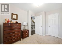 73 Ted Wray Circle, Toronto, ON M3L0G7 Photo 23
