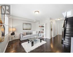 73 Ted Wray Circle, Toronto, ON M3L0G7 Photo 27