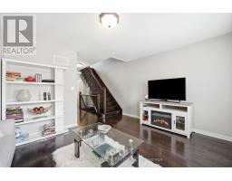 73 Ted Wray Circle, Toronto, ON M3L0G7 Photo 28