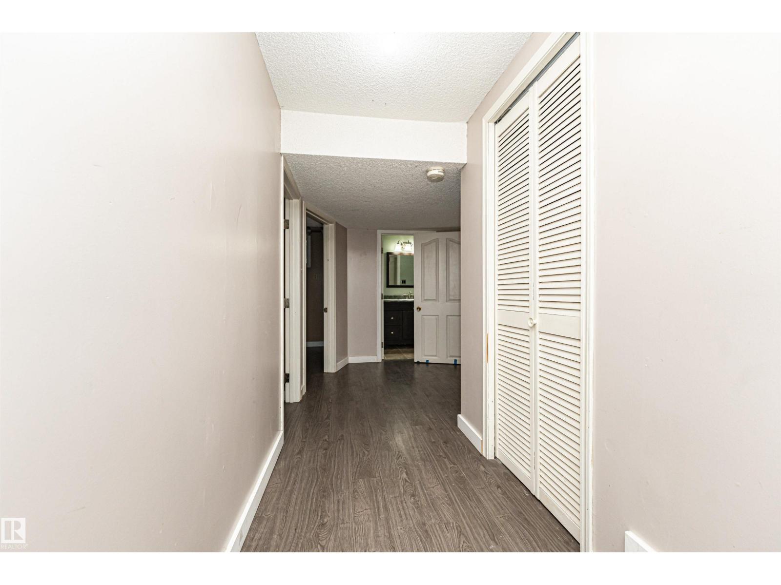 10930 80 AV NW - 29