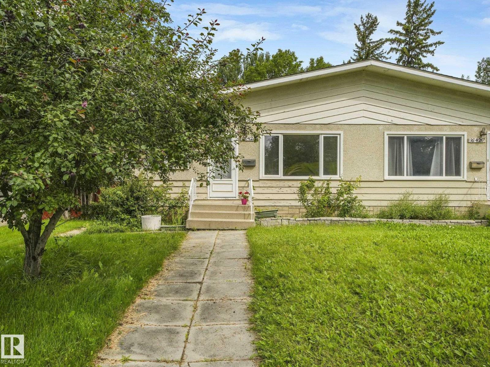 16428 88 AV NW - 39