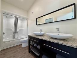 24 Orion Drive, Onanole, MB R0J1N0 Photo 21