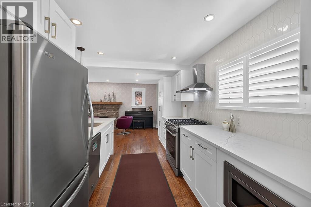 33 BELLEVUE Avenue - 13