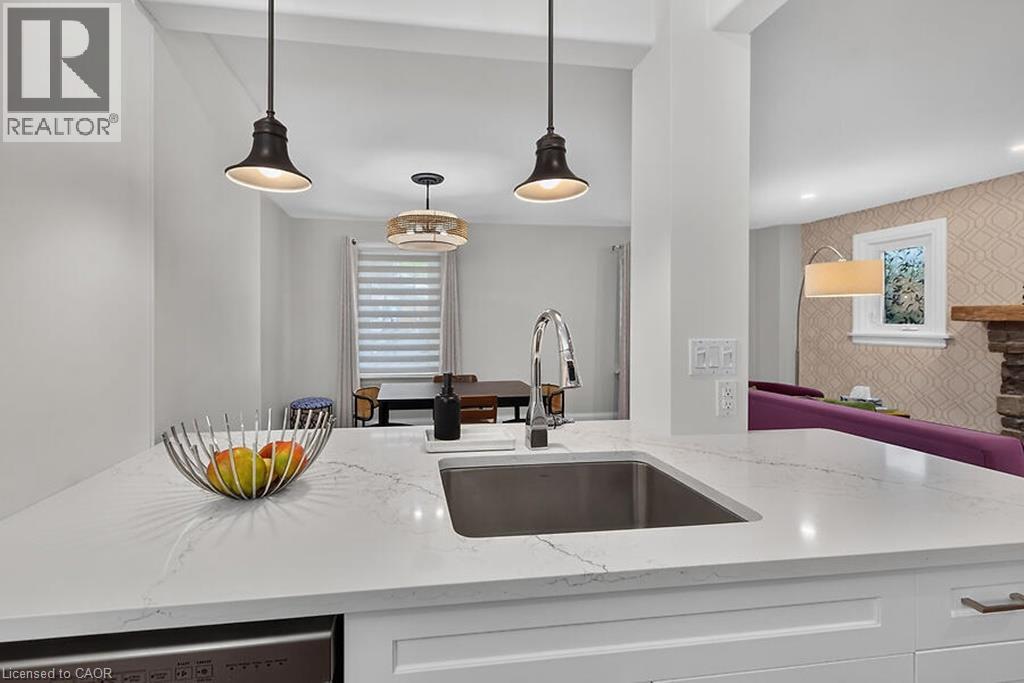 33 BELLEVUE Avenue - 16