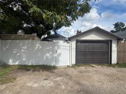 356 Chalmers Avenue, Winnipeg, MB R2L0G2 Photo 43