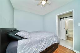 356 Chalmers Avenue, Winnipeg, MB R2L0G2 Photo 9
