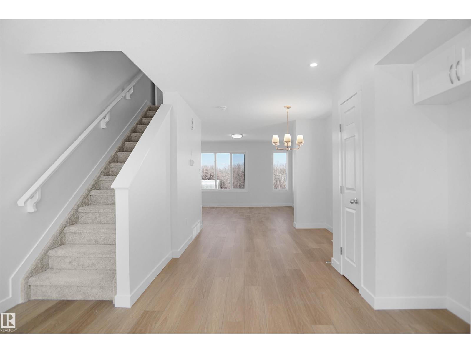 936 19 AV NW - 18