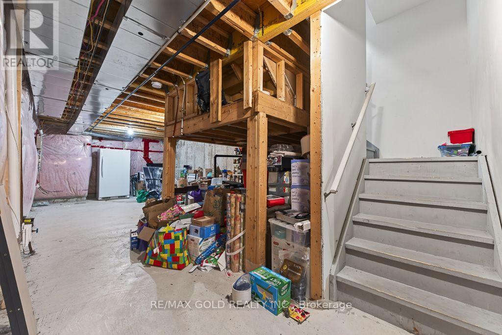 131 OLIVIA MARIE ROAD - 32