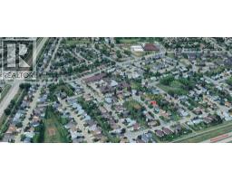Family room - 9318 70a Avenue, Grande Prairie, AB T8V6C9 Photo 9