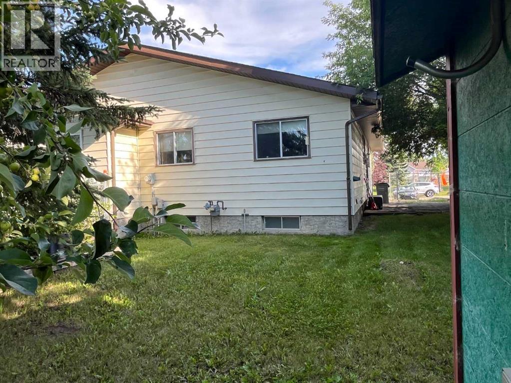 9318 70A Avenue - 5