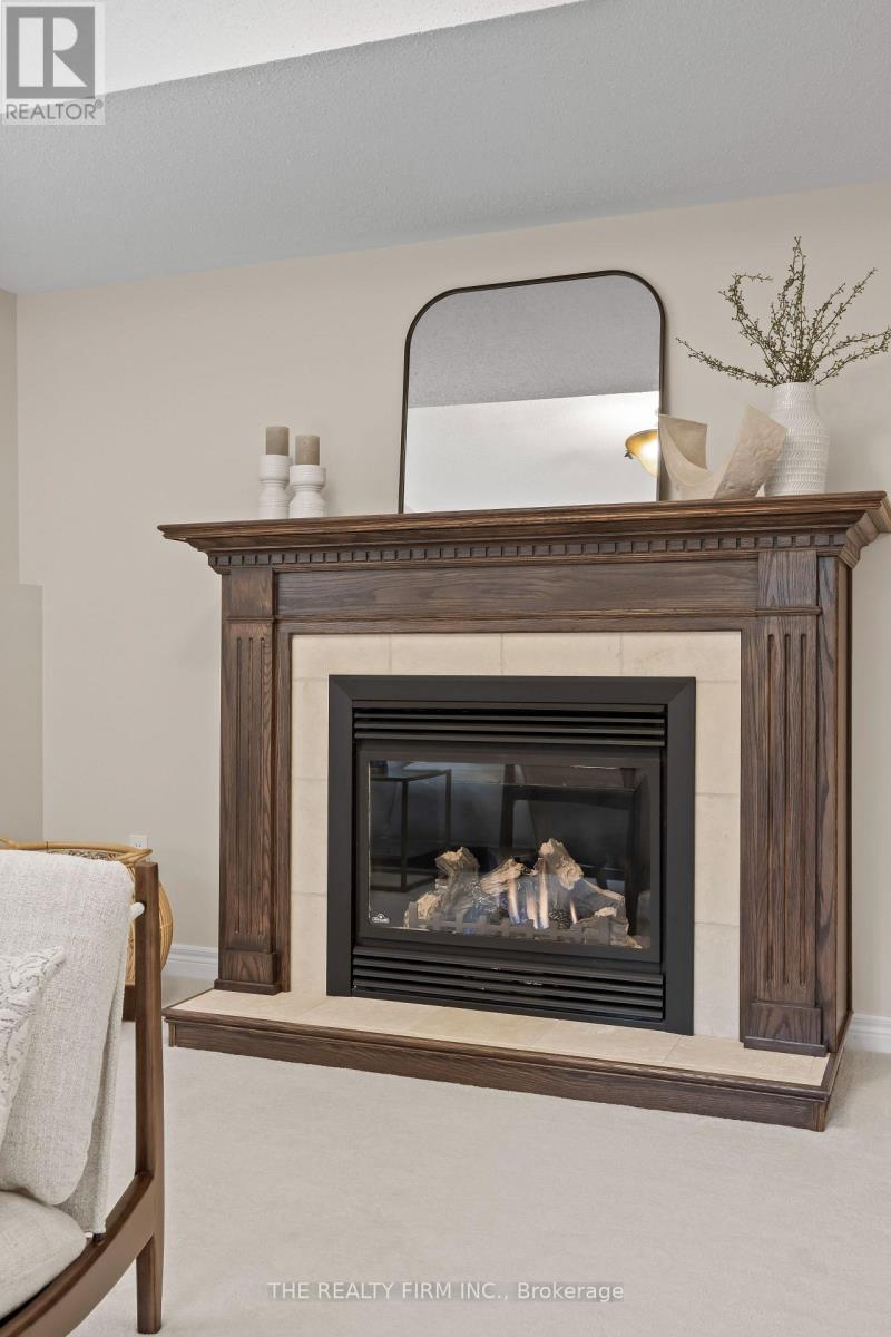 4077 PINE CRESCENT - Image 33