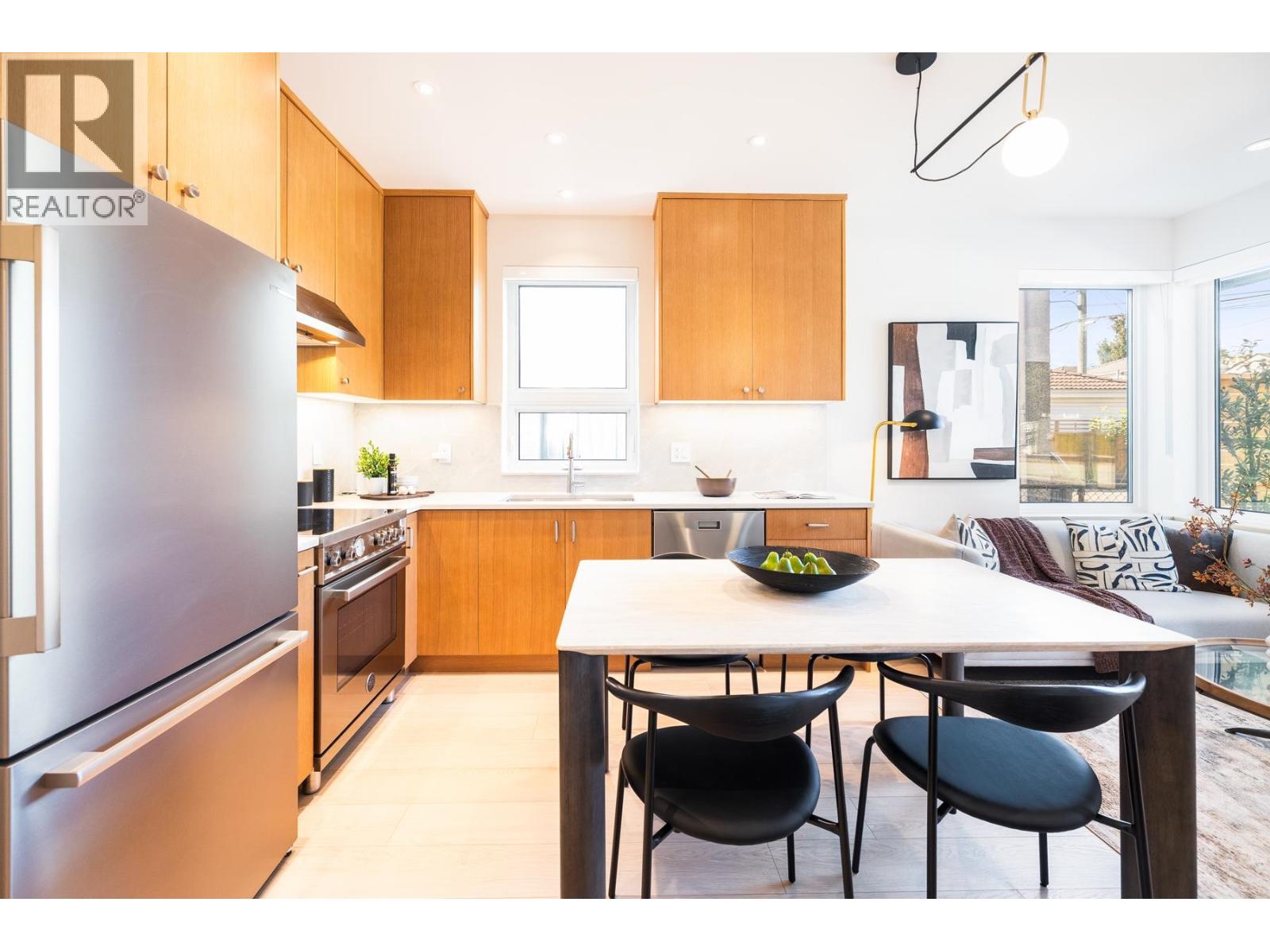 2 2995 ADANAC STREET, Vancouver — photo 6