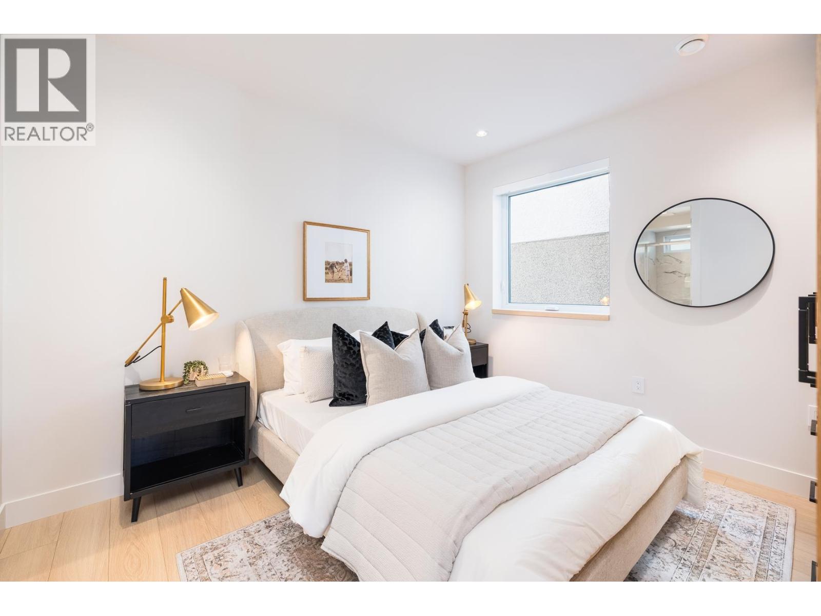 2 2995 ADANAC STREET, Vancouver — photo 7