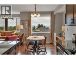 Living room - 885 Timberline Dr, Campbell River, BC V9H0A8 Photo 11