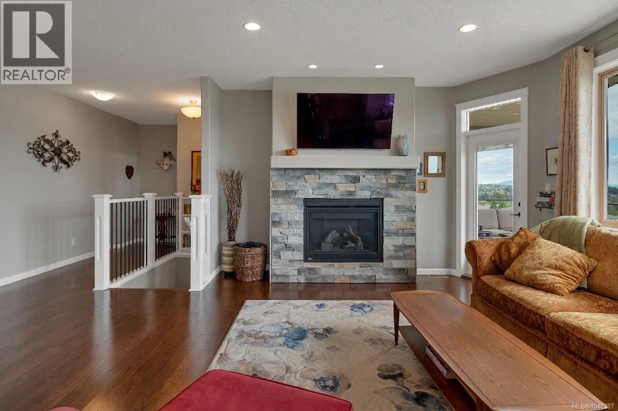 885 Timberline Dr, Campbell River — photo 4