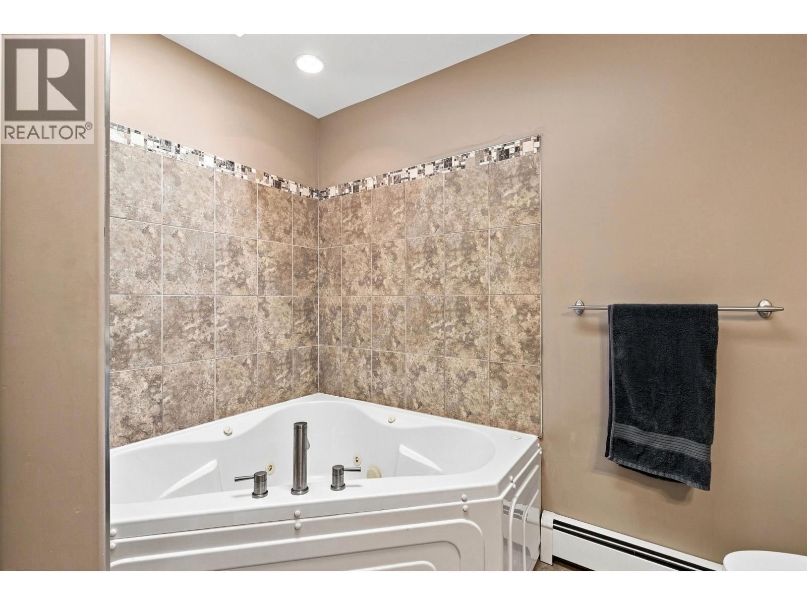 241 WESTRIDGE DRIVE - 17