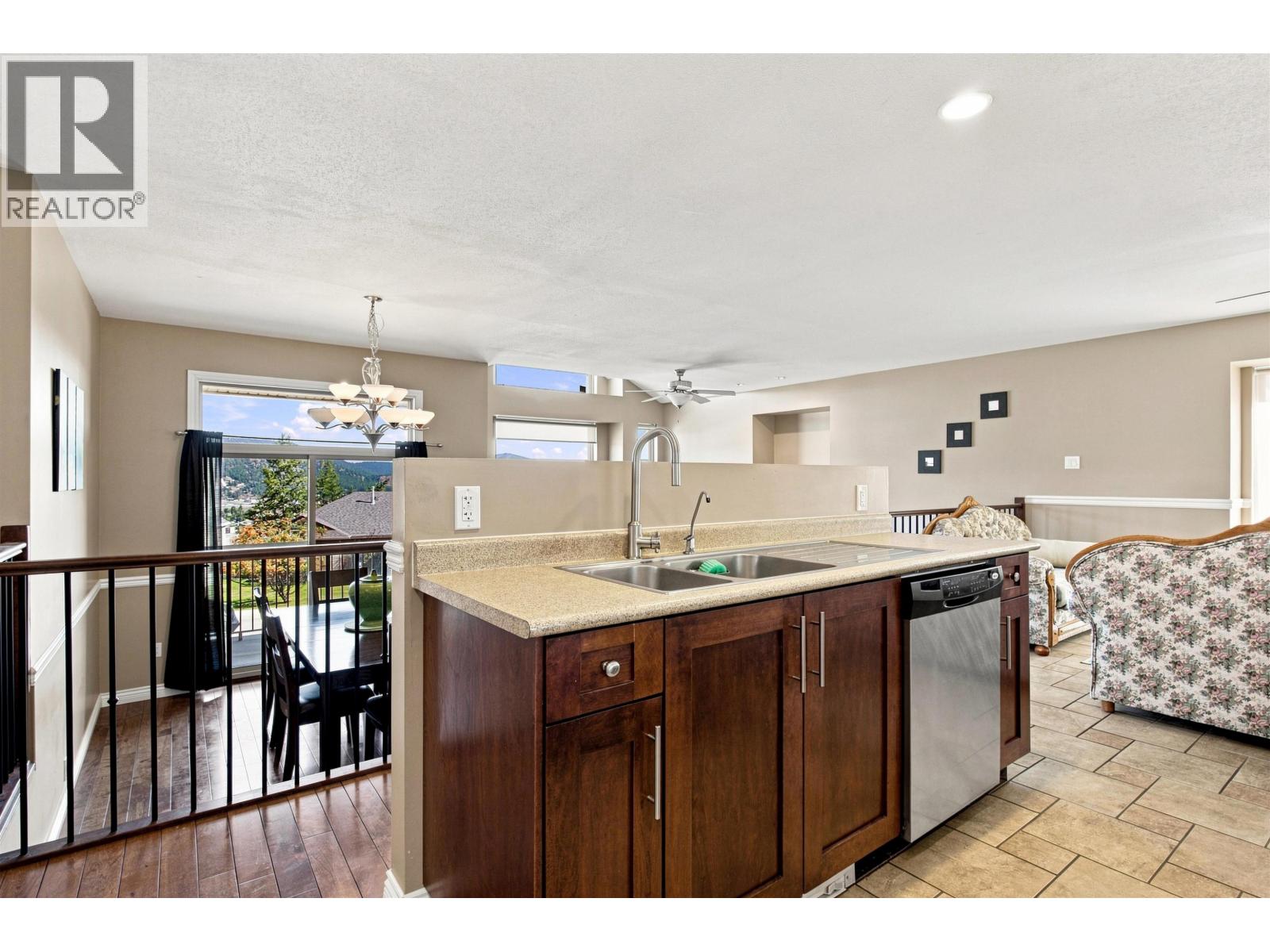 241 WESTRIDGE DRIVE, Williams Lake — photo 4